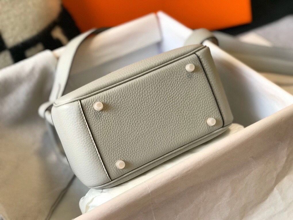 HM ミニ リンディ 20cm パールグレー クレマンスレザー