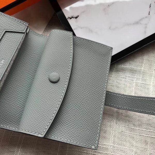 MINI PORTEFEUILLE HM BEARN 10 CM EN CUIR EPSOM LIN BLEU