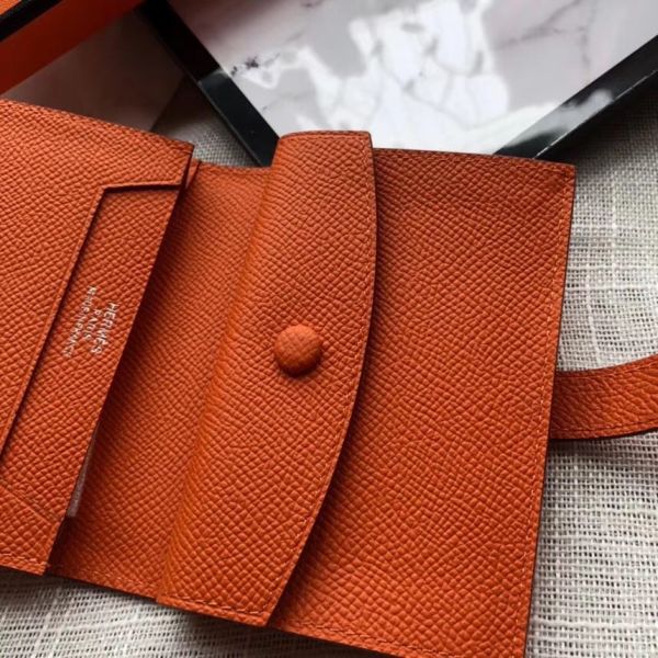 MINI PORTEFEUILLE HM BEARN 10 CM EN CUIR EPSOM ORANGE