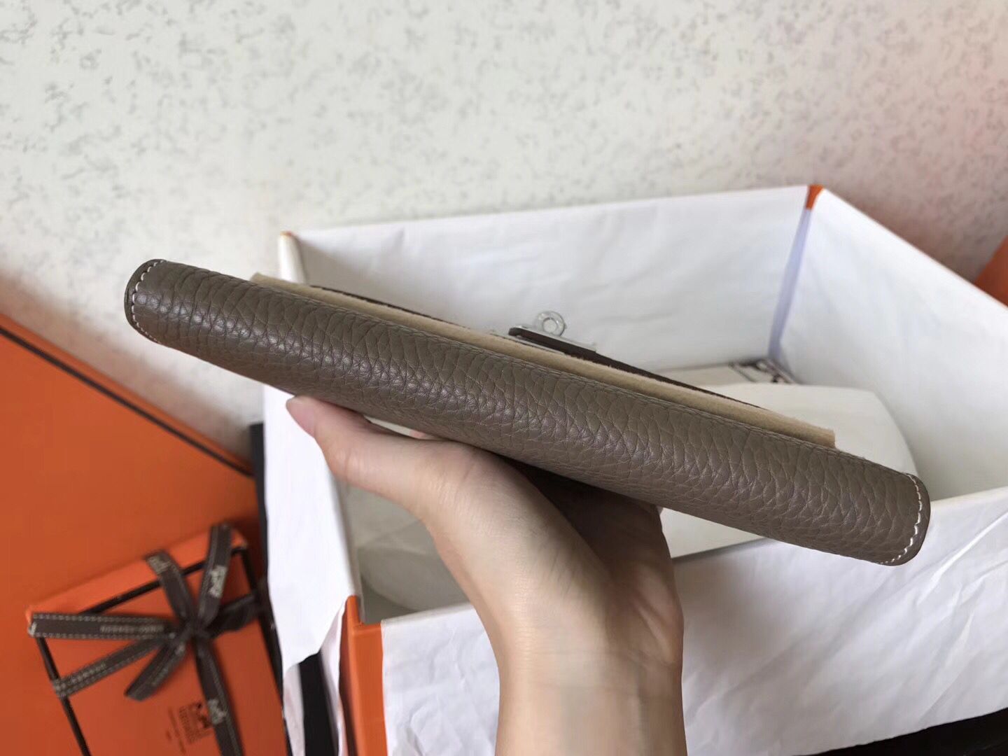 ケリー ロングウォレット 20cm エトゥープ クレメントレザー