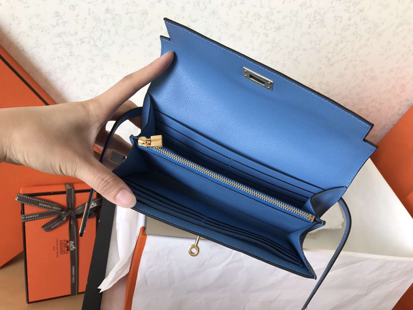 PORTEFEUILLE LONG KELLY 20CM BLEU JEAN CUIR EPSOM