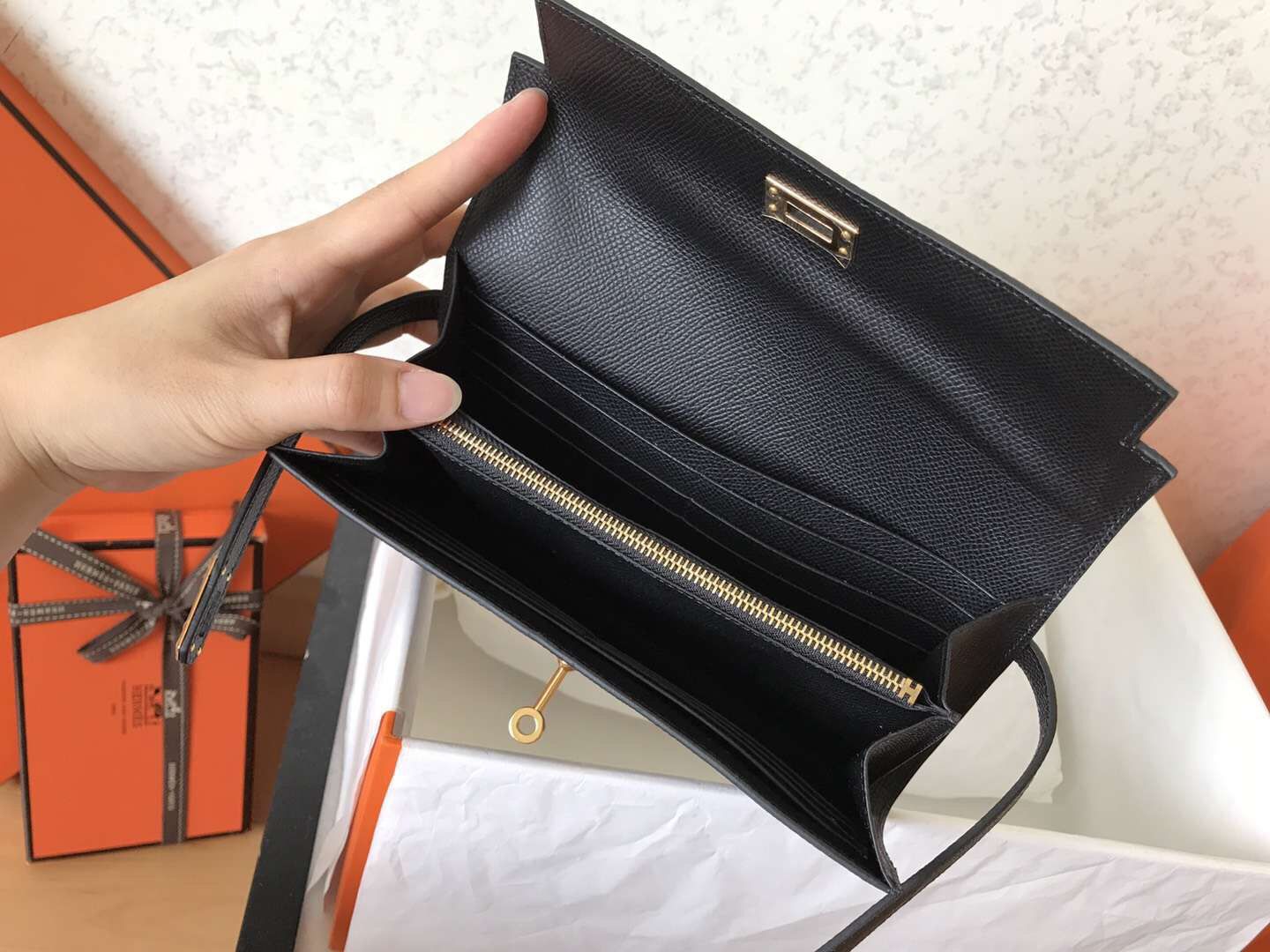 PORTEFEUILLE LONG KELLY 20CM CUIR EPSOM NOIR