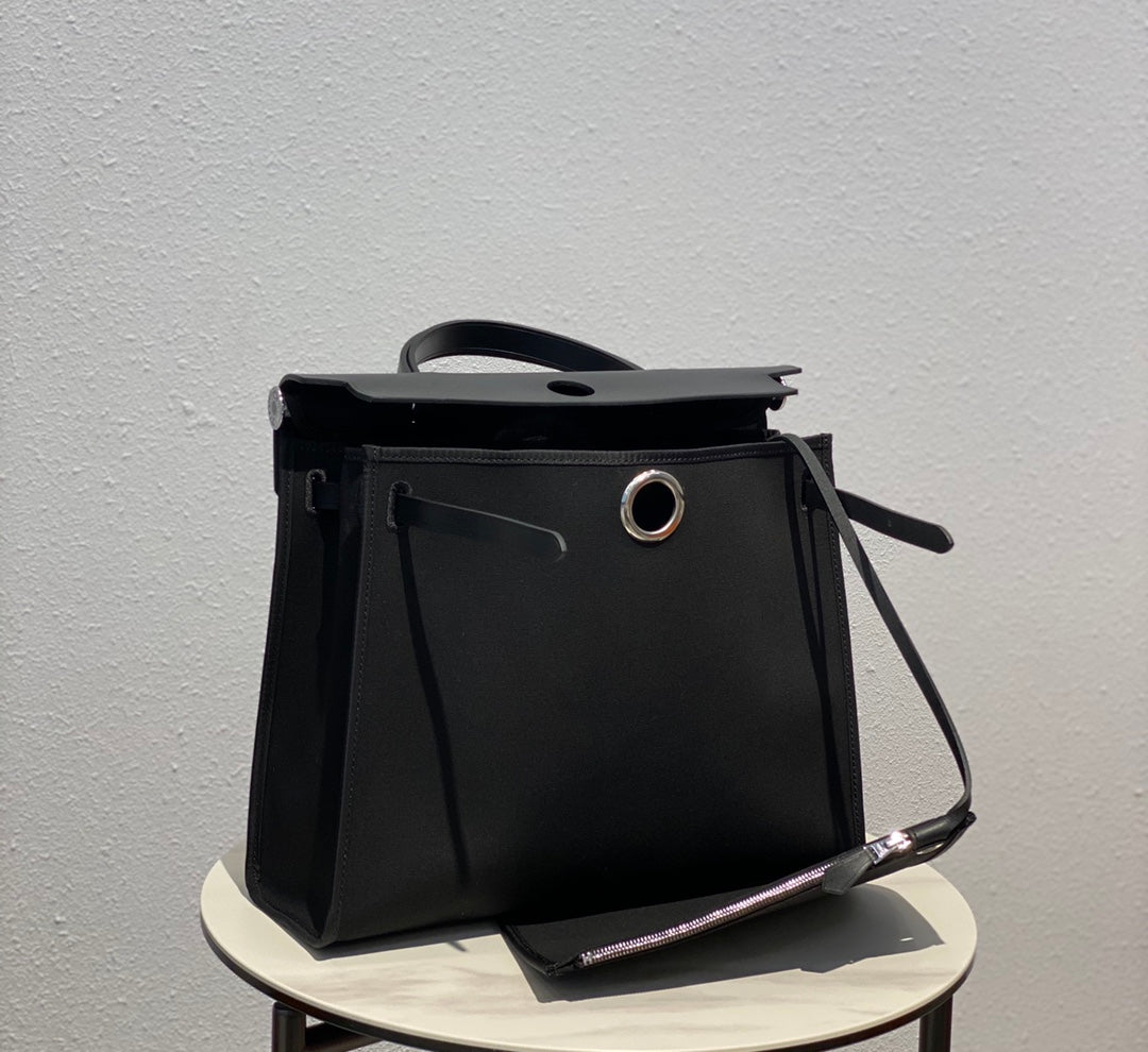 ハーブバッグ 31 トワル ブラックキャンバス ブラックカウハイドレザー