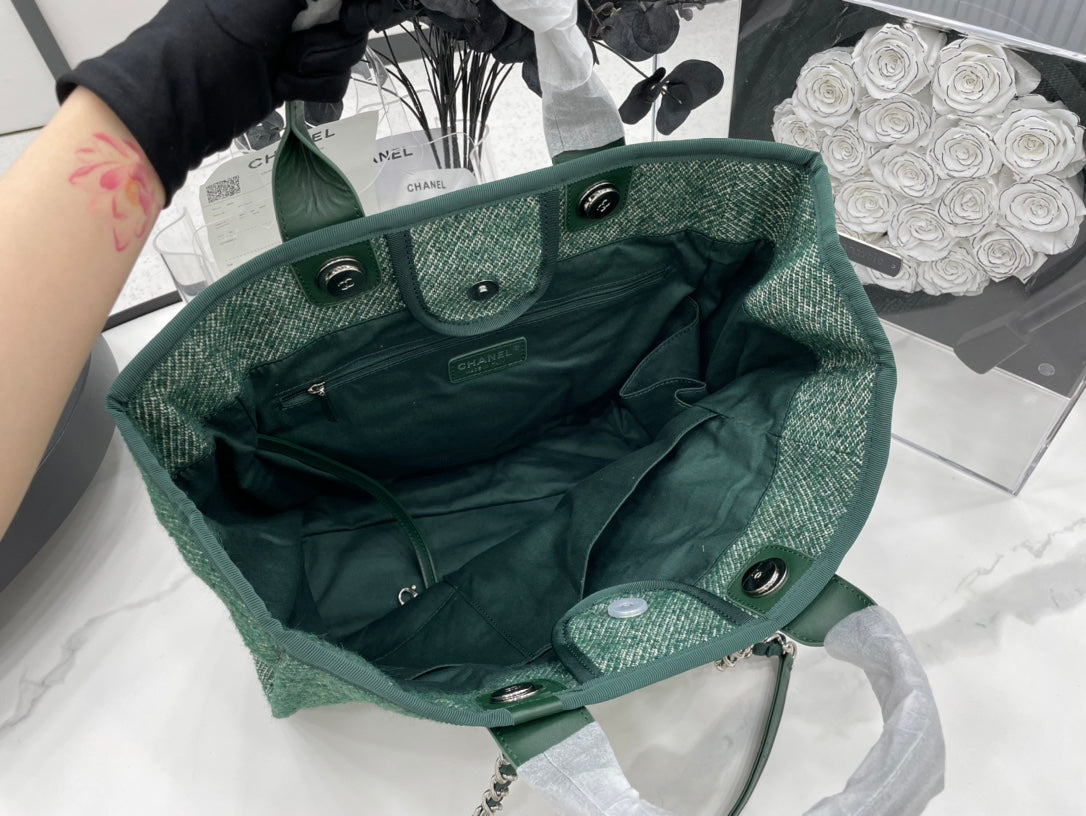 SAC CC DEAUVILLE TWEED CUIR VERT QUINCAILLERIE ARGENTÉE 10