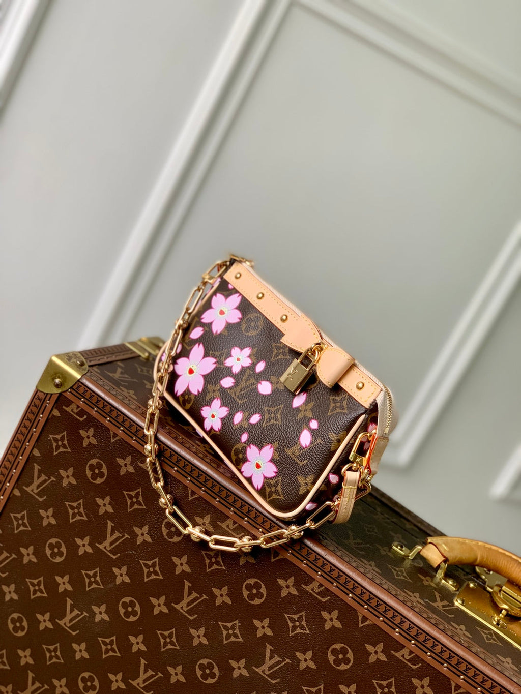 LV X TM POCHETTE ACCESSOIRES 22CM TOILE MONOGRAMME FLEUR DE CERISIER MARRON SAKURA