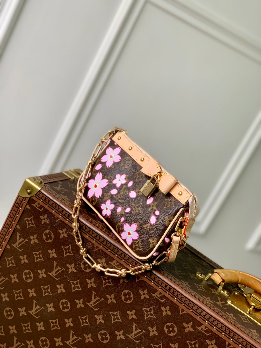 LV X TM POCHETTE ACCESSOIRES 22CM TOILE MONOGRAMME FLEUR DE CERISIER MARRON SAKURA