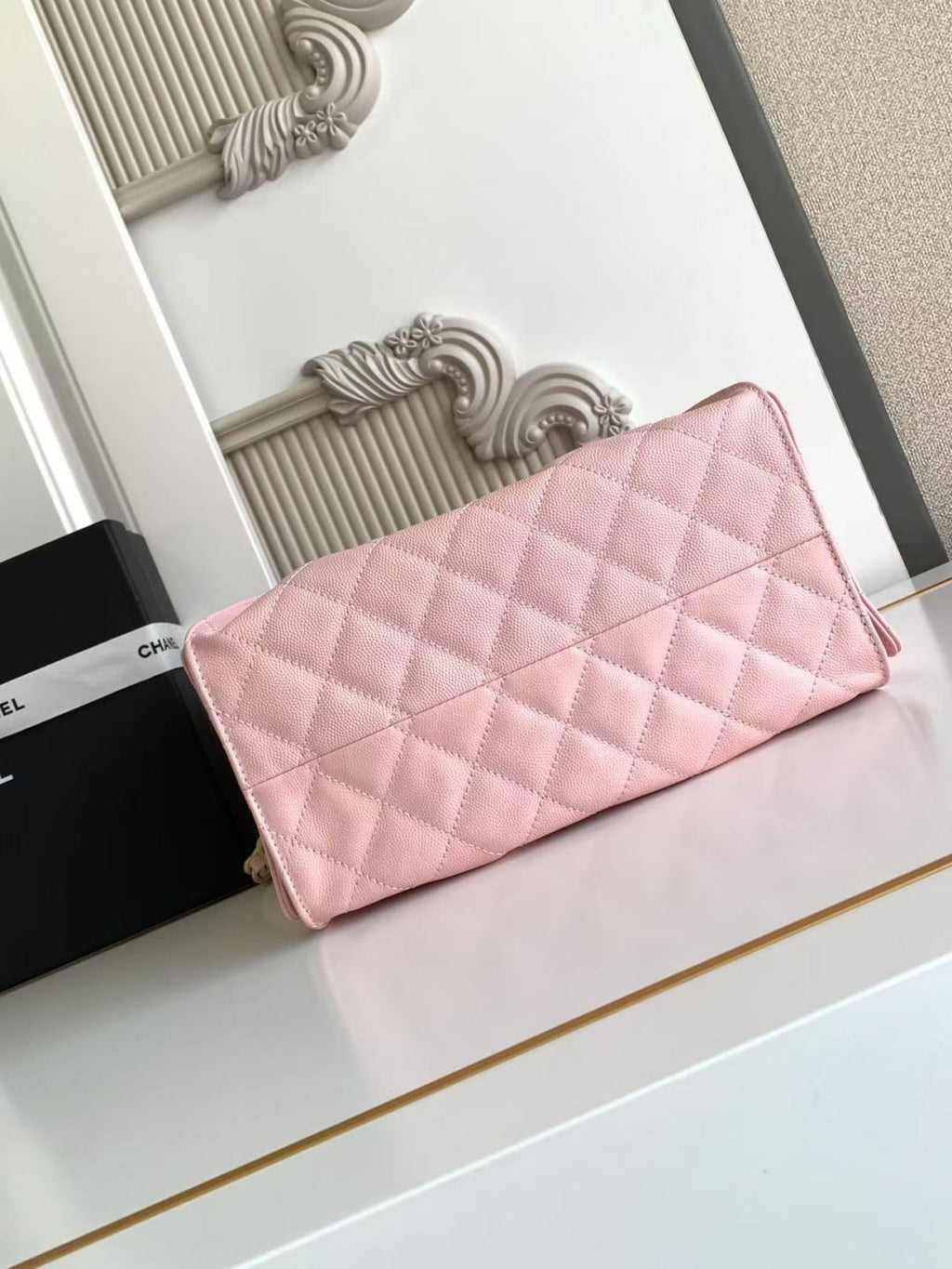 SAC HOBO CC 25C 30CM EN CUIR DE VEAU GRAINÉ ROSE
