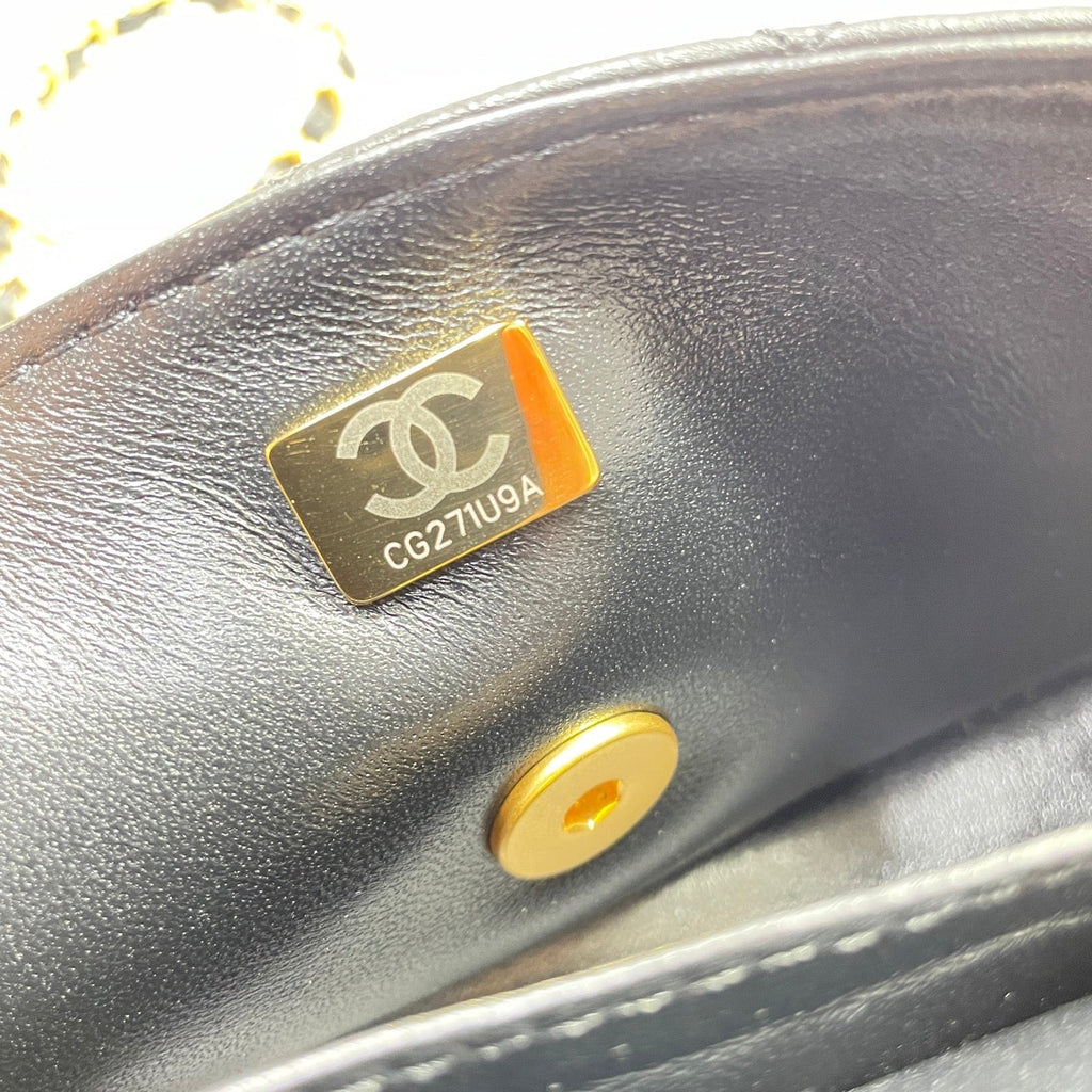 CC 25P MINI SAC À RABAT 22 CM POIGNÉE SUPÉRIEURE CUIR DE VEAU NOIR QUINCAILLERIE DORÉ