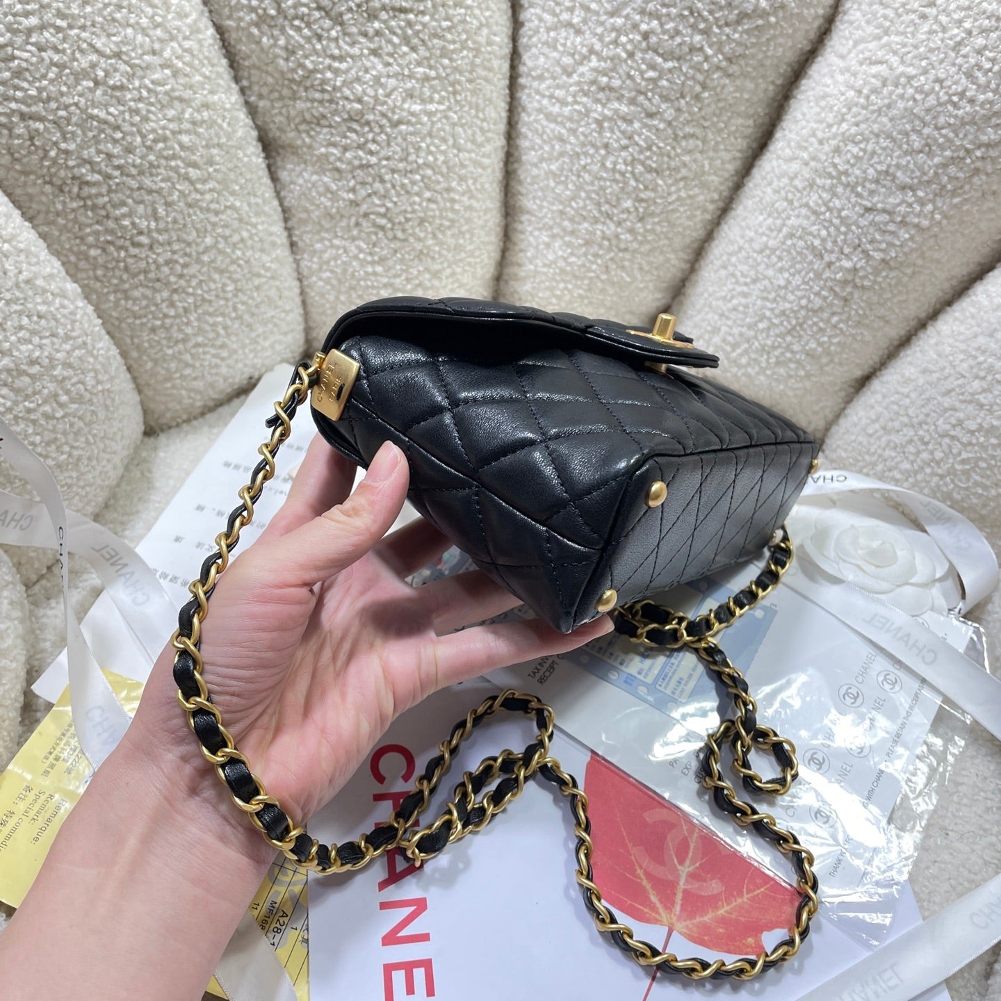 CC 25P MINI FLAP BAG 20CM TOP HANDLE BLACK CALFSKIN GOLD HARDWARE