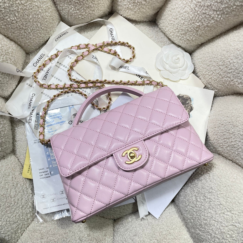 CC 25P SAC À RABAT MOYEN 25 CM POIGNÉE SUPÉRIEURE CUIR DE VEAU ROSE QUINCAILLERIE DORÉE