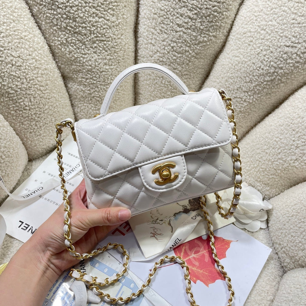 CC 25P MINI SAC À RABAT 20 CM POIGNÉE SUPÉRIEURE CUIR DE VEAU CRÈME QUINCAILLERIE DORÉ