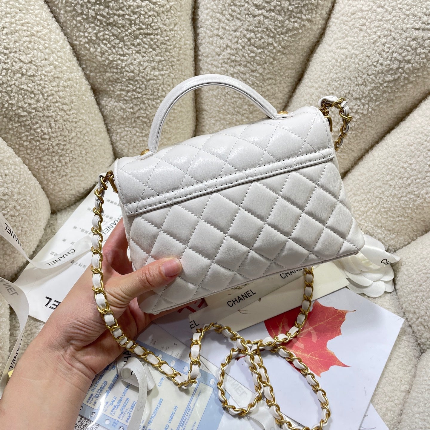 CC 25P MINI SAC À RABAT 20 CM POIGNÉE SUPÉRIEURE CUIR DE VEAU CRÈME QUINCAILLERIE DORÉ