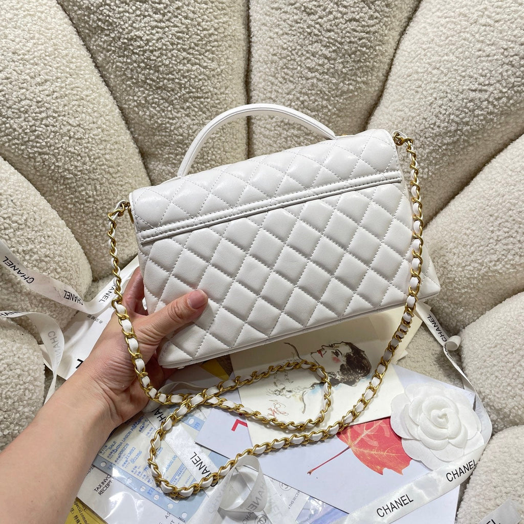 CC 25P SAC À RABAT MOYEN 25 CM POIGNÉE SUPÉRIEURE CUIR DE VEAU CRÈME QUINCAILLERIE DORÉ