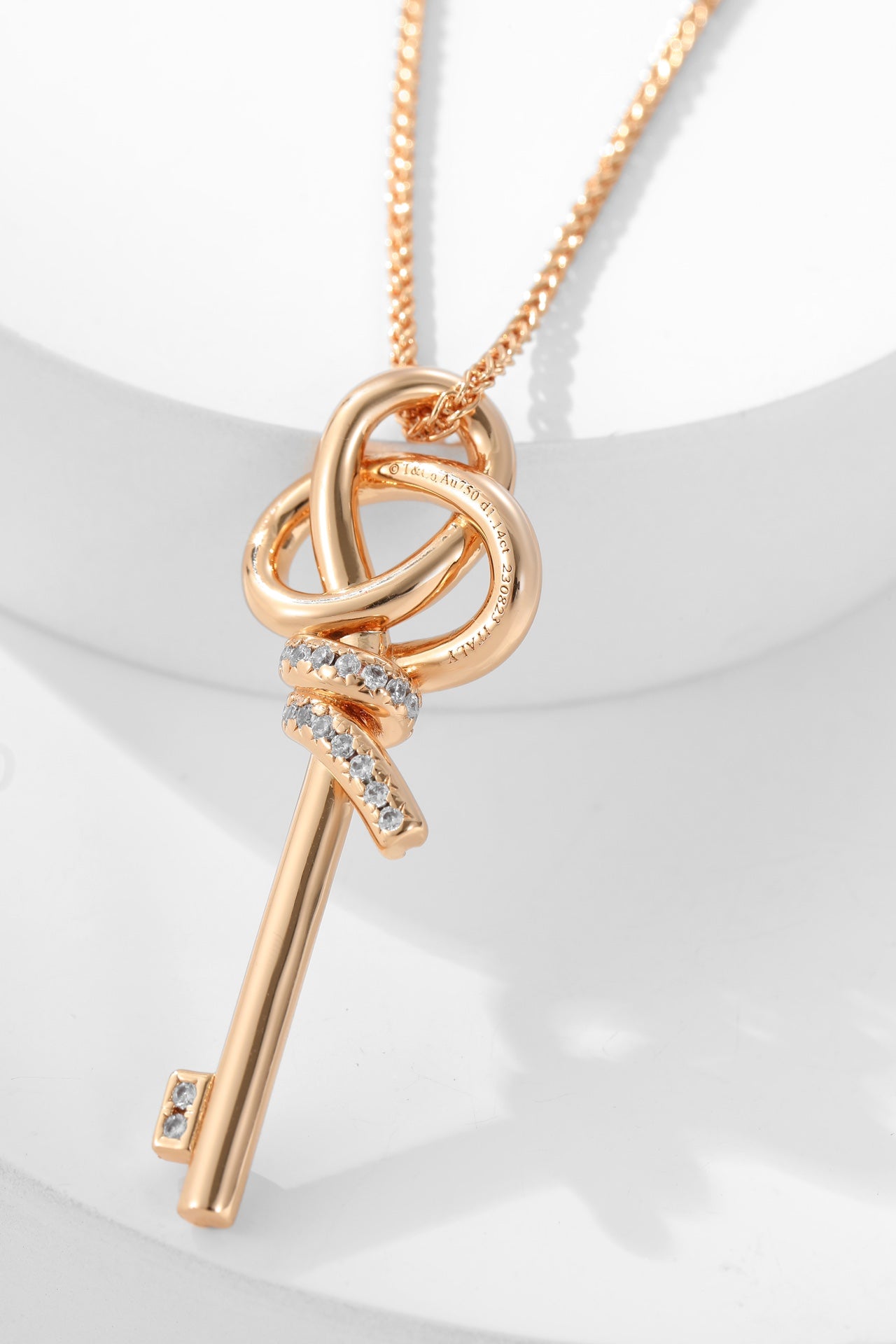 TIFFAN KEY WOVEN DIAMOND NECKLACE