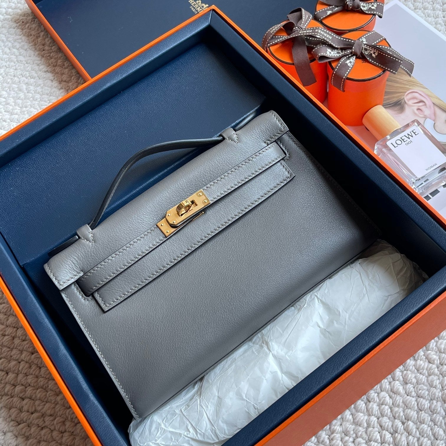POCHETTE HM KELLY 22 CM GRIS FUMÉ QUINCAILLERIE OR