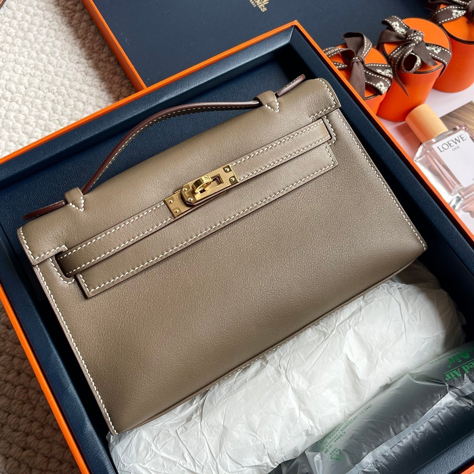 POCHETTE HM KELLY 22CM GRIS ELEPHANT SWIFT QUINCAILLERIE OR