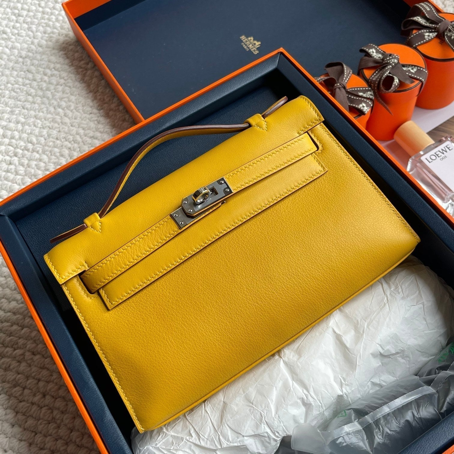 POCHETTE HM KELLY 22 CM JAUNE SWIFT QUINCAILLERIE ARGENTÉE