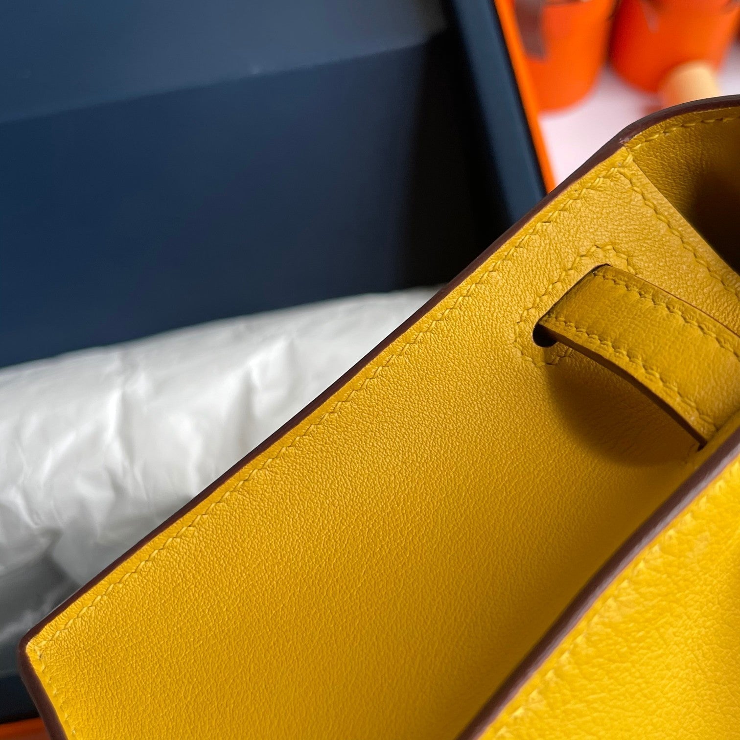 POCHETTE HM KELLY 22 CM JAUNE SWIFT QUINCAILLERIE ARGENTÉE