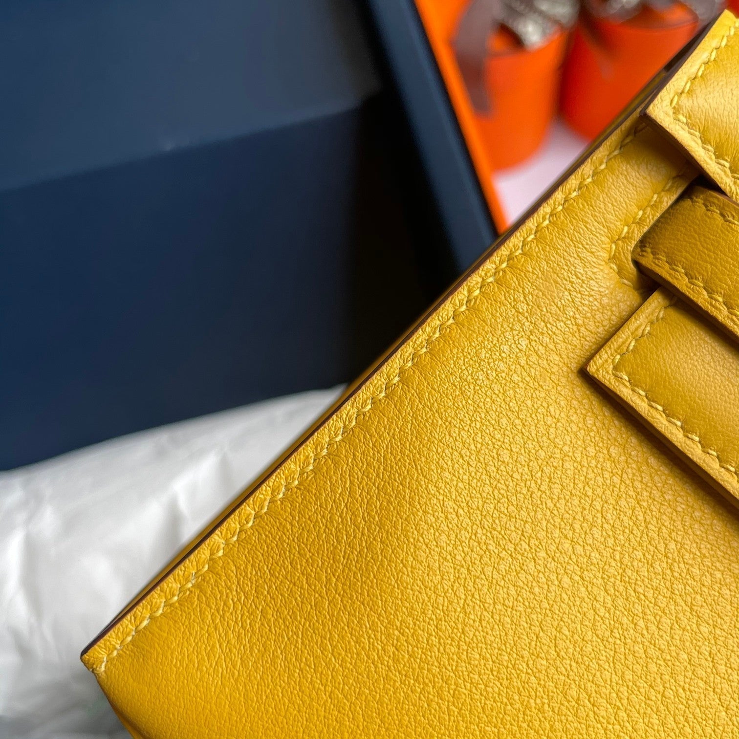 POCHETTE HM KELLY 22 CM JAUNE SWIFT QUINCAILLERIE ARGENTÉE