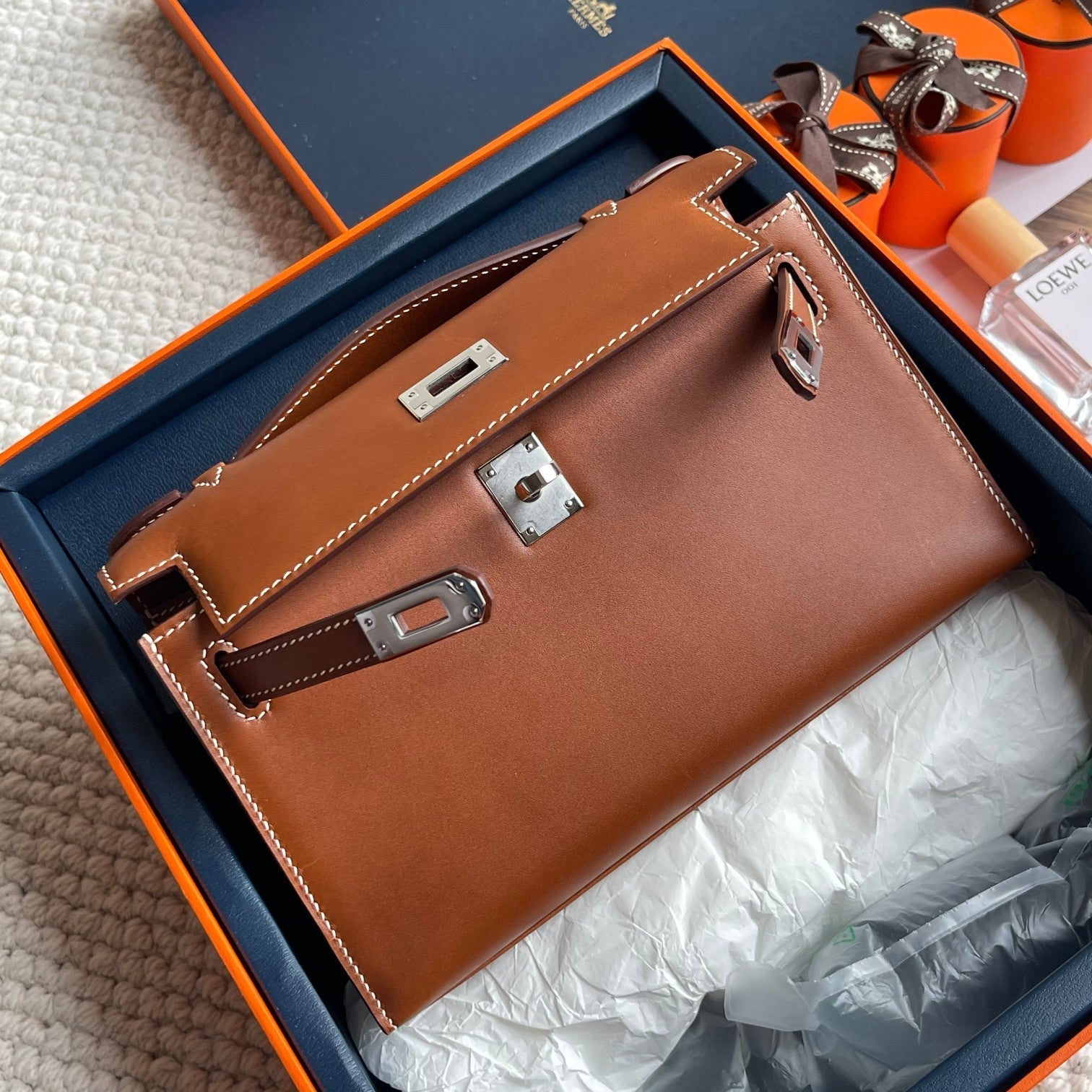 POCHETTE HM KELLY 22 CM MARRON FONCÉ QUINCAILLERIE ARGENTÉE