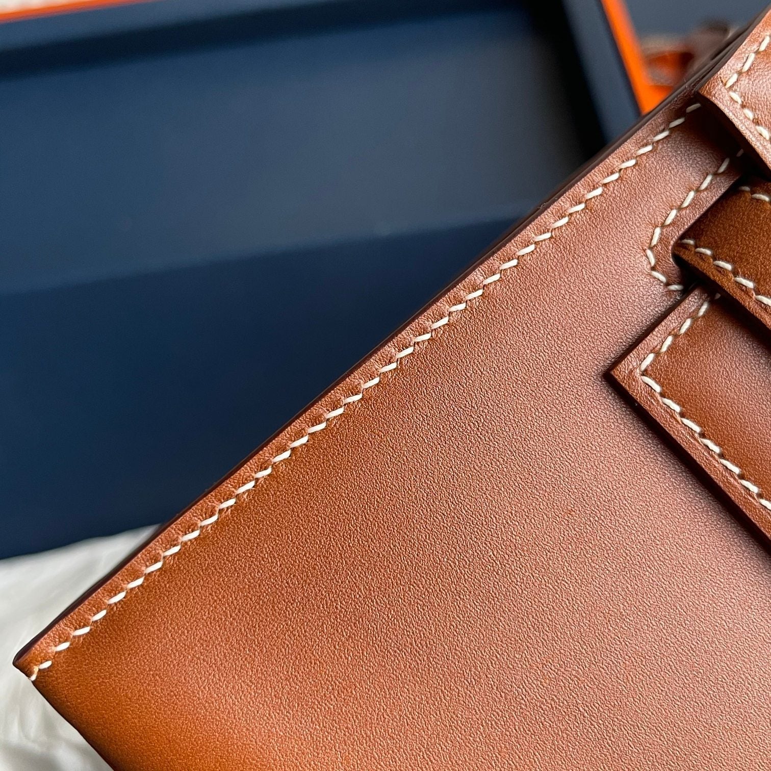 POCHETTE HM KELLY 22 CM MARRON FONCÉ QUINCAILLERIE ARGENTÉE