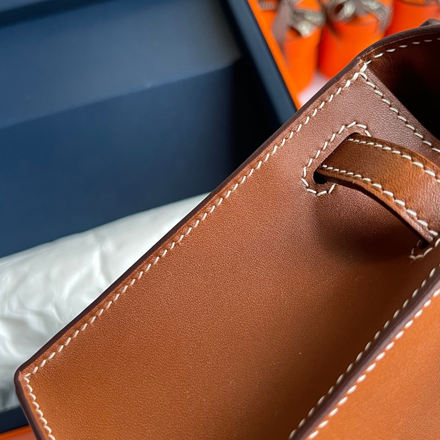 POCHETTE HM KELLY 22 CM MARRON FONCÉ SWIFT QUINCAILLERIE DORÉ