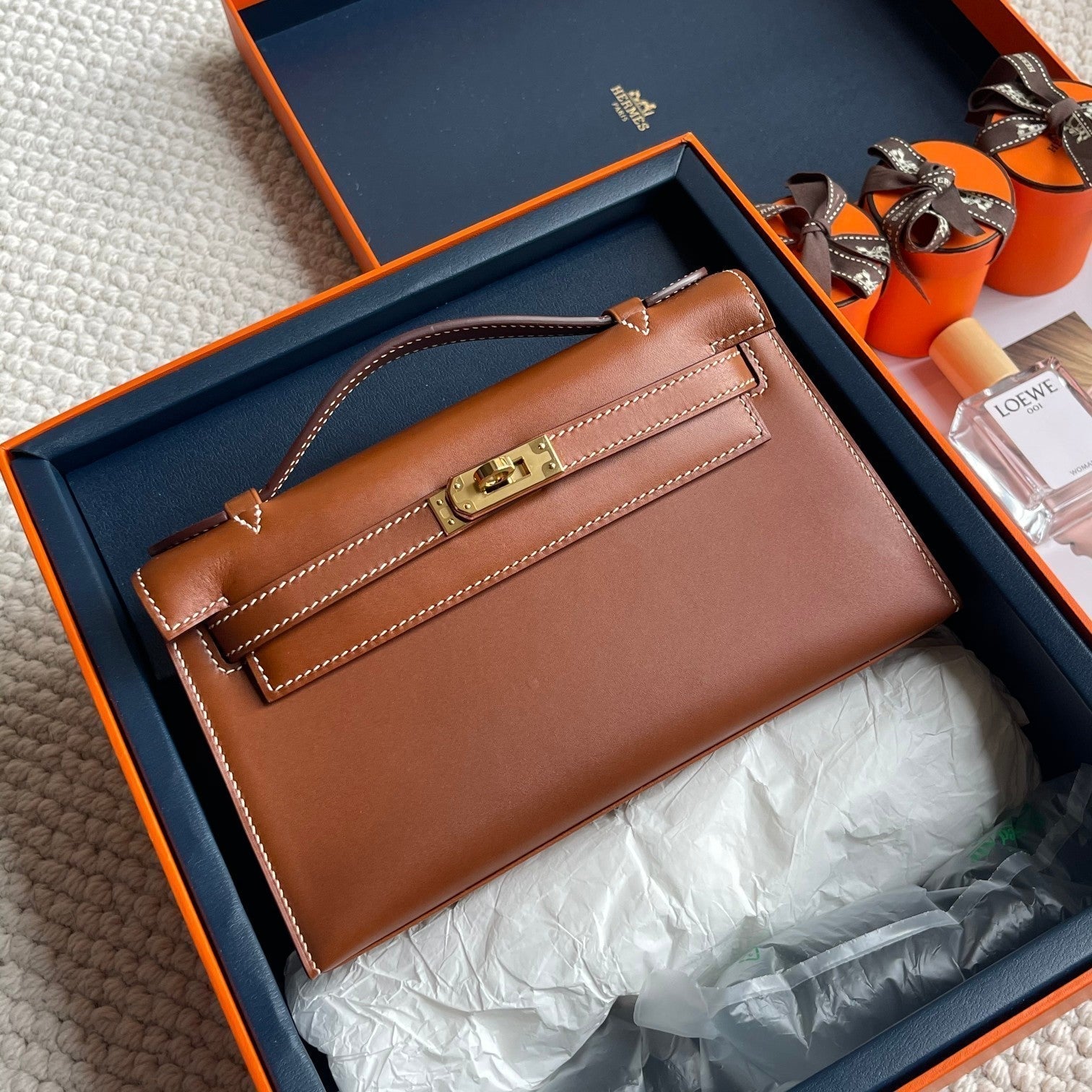 POCHETTE HM KELLY 22 CM MARRON FONCÉ SWIFT QUINCAILLERIE DORÉ