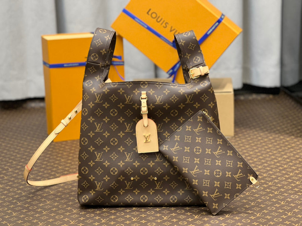 ATLANTIS GM 34 DARK BROWN MONOGRAM CANVAS