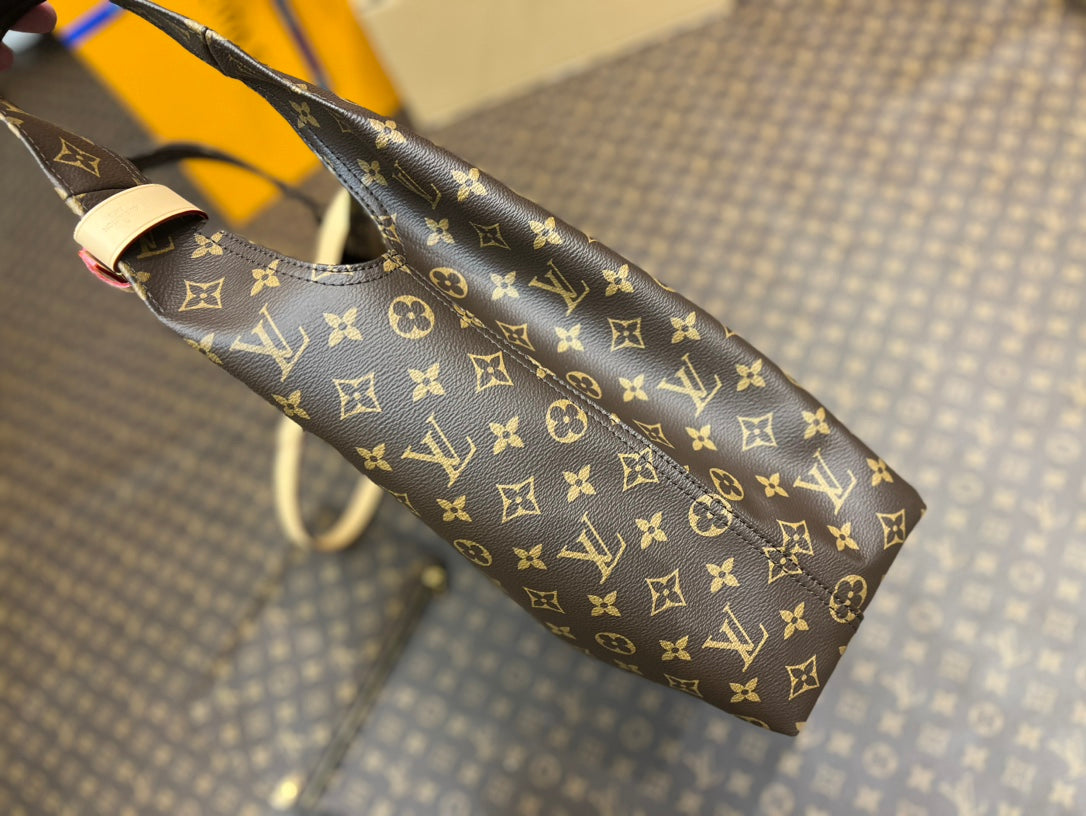 ATLANTIS GM 34 DARK BROWN MONOGRAM CANVAS