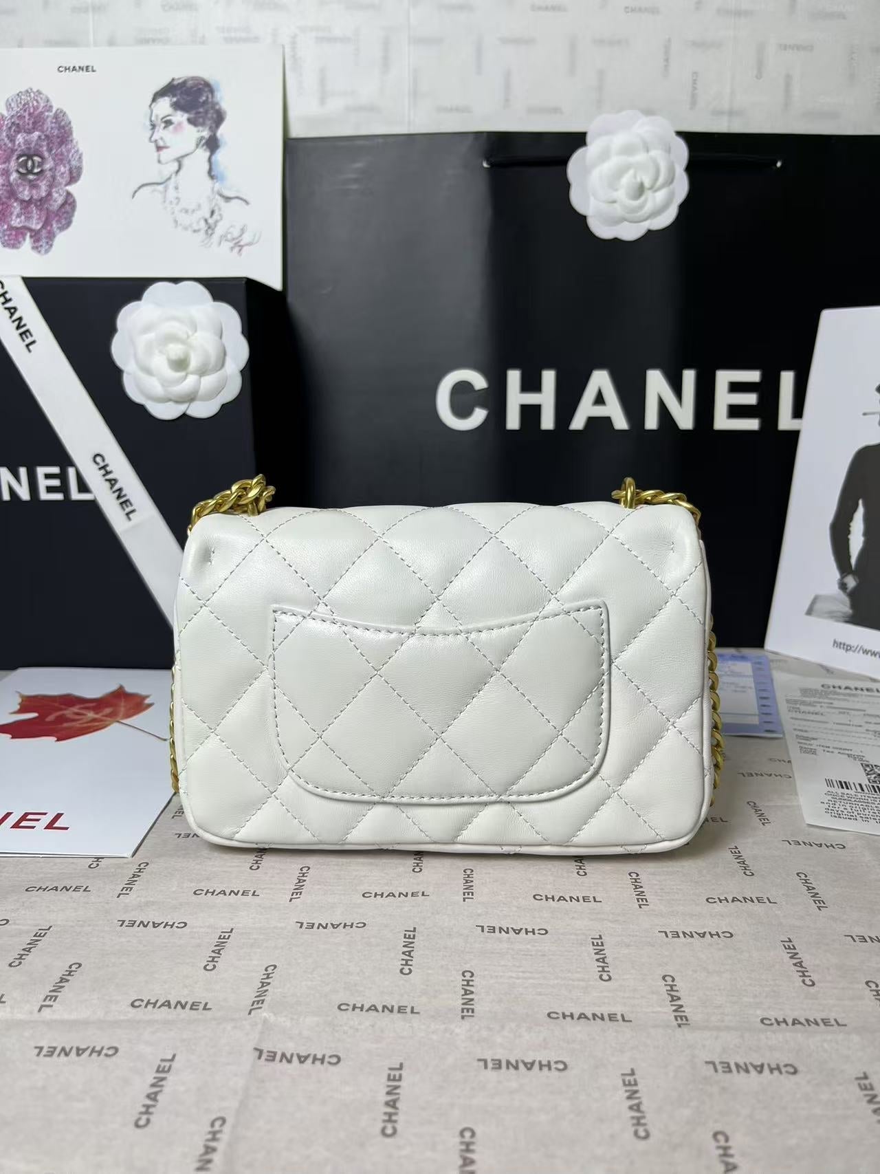 25C MINI RABAT 19CM CUIR D'AGNEAU BLANC QUINCAILLERIE COEUR DORÉ