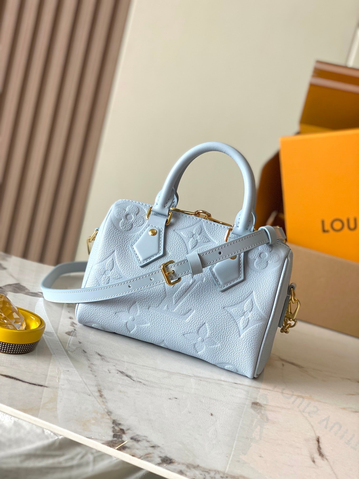 SPEEDY BANDOULIÈRE 20 EN CUIR EMPREINTE MONOGRAMME BLEU HOUR