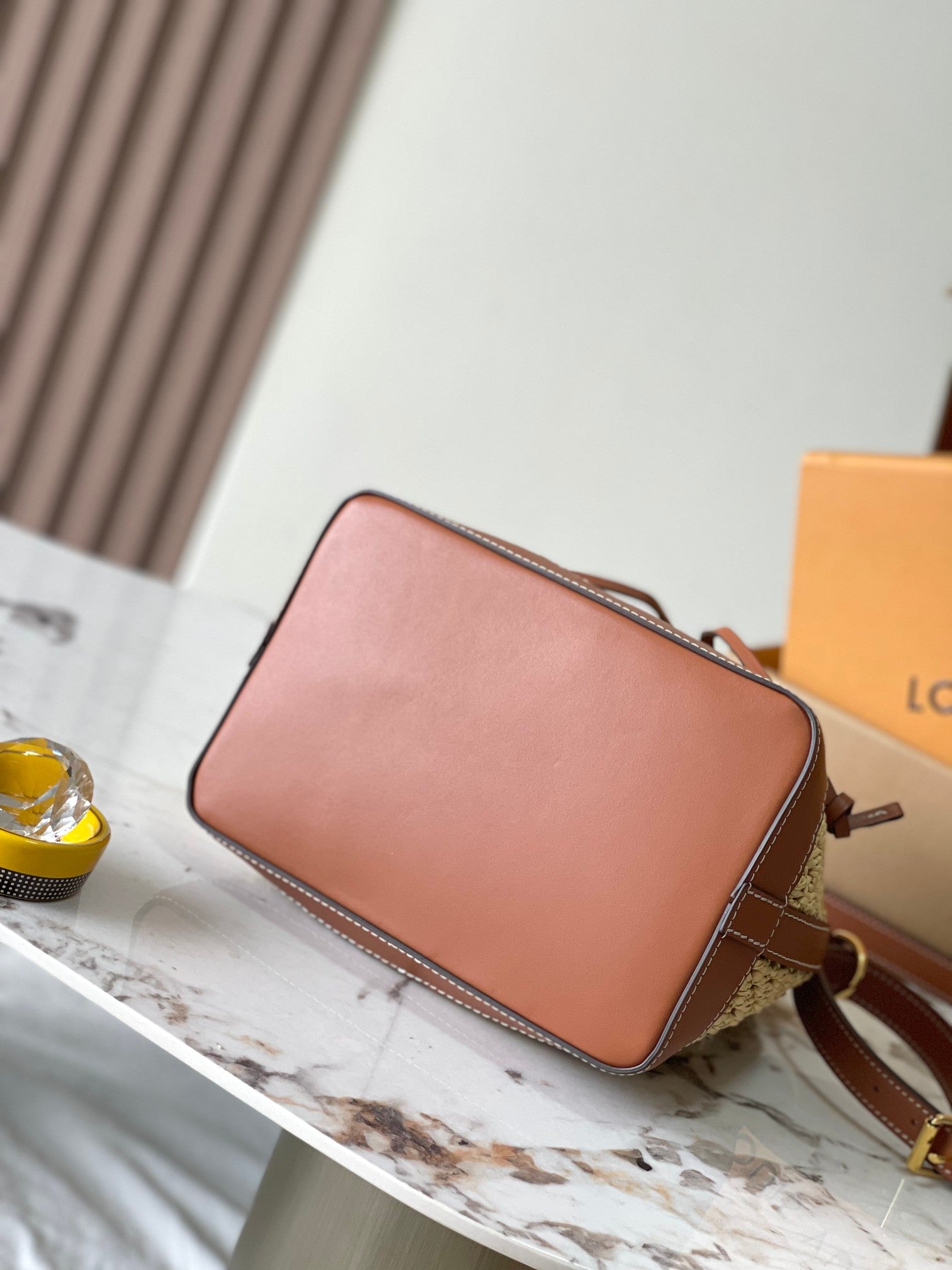 NOE BB 22CM BEIGE RAPHIA CUIR DE VEAU TAN