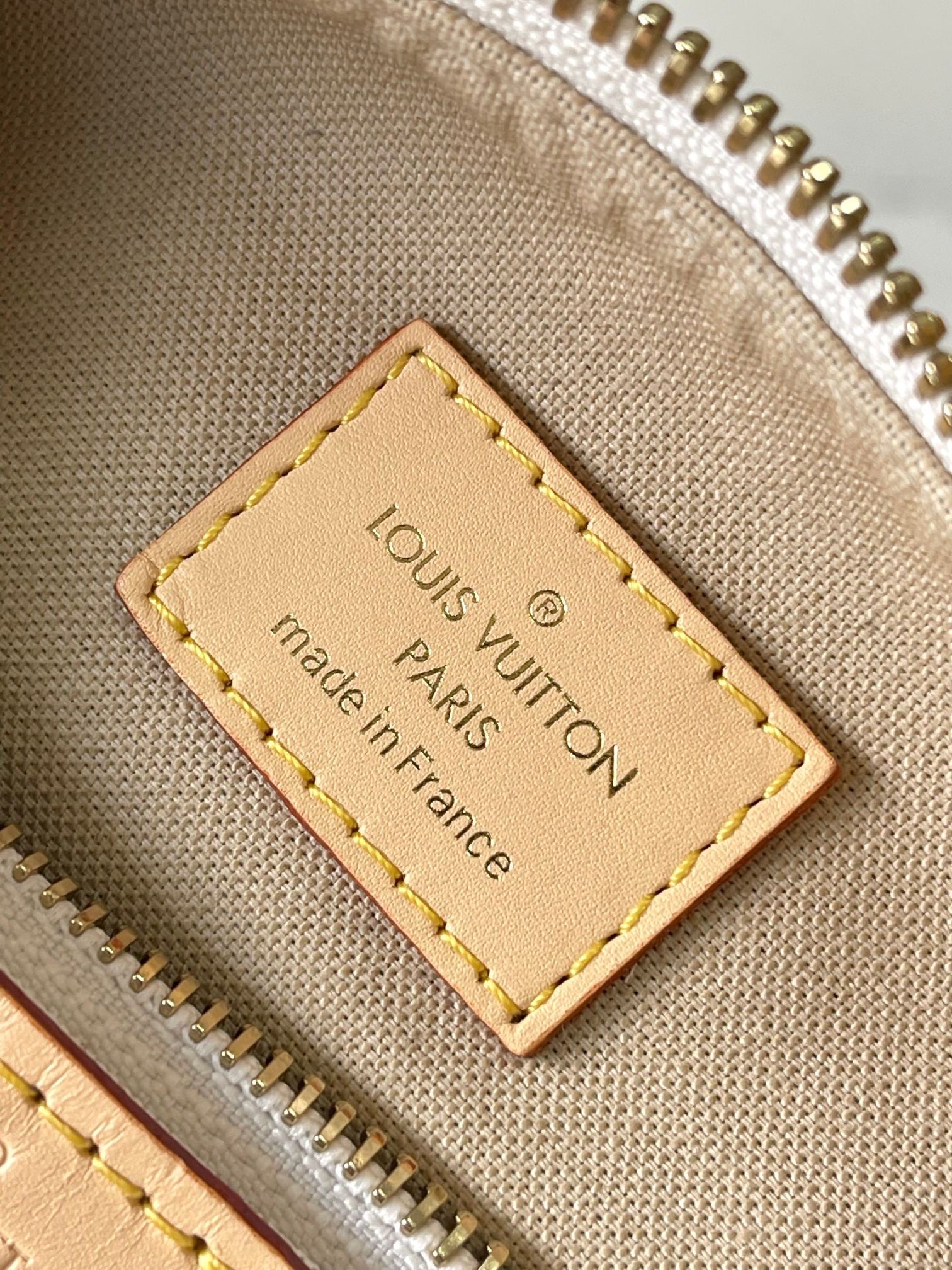 POCHETTE HILLS 20 EN MINI JACQUARD MONOGRAMME BLANC