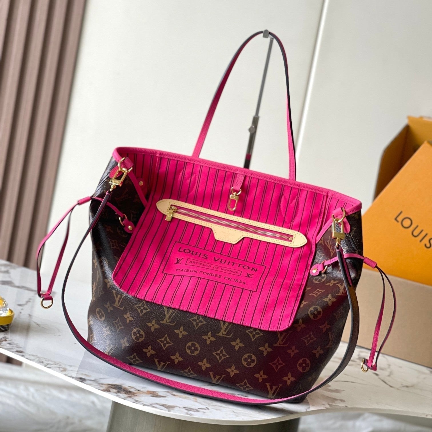 RÉVERSIBLE NEVERFULL MM 31 INVERSÉ POIGNÉE ROSE FONCÉ 