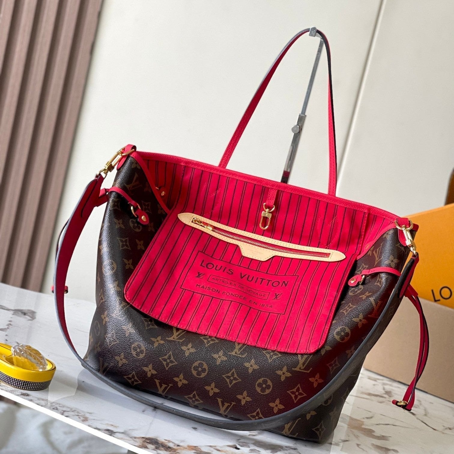 RÉVERSIBLE NEVERFULL MM 31 INVERSÉ POIGNÉE ROUGE 