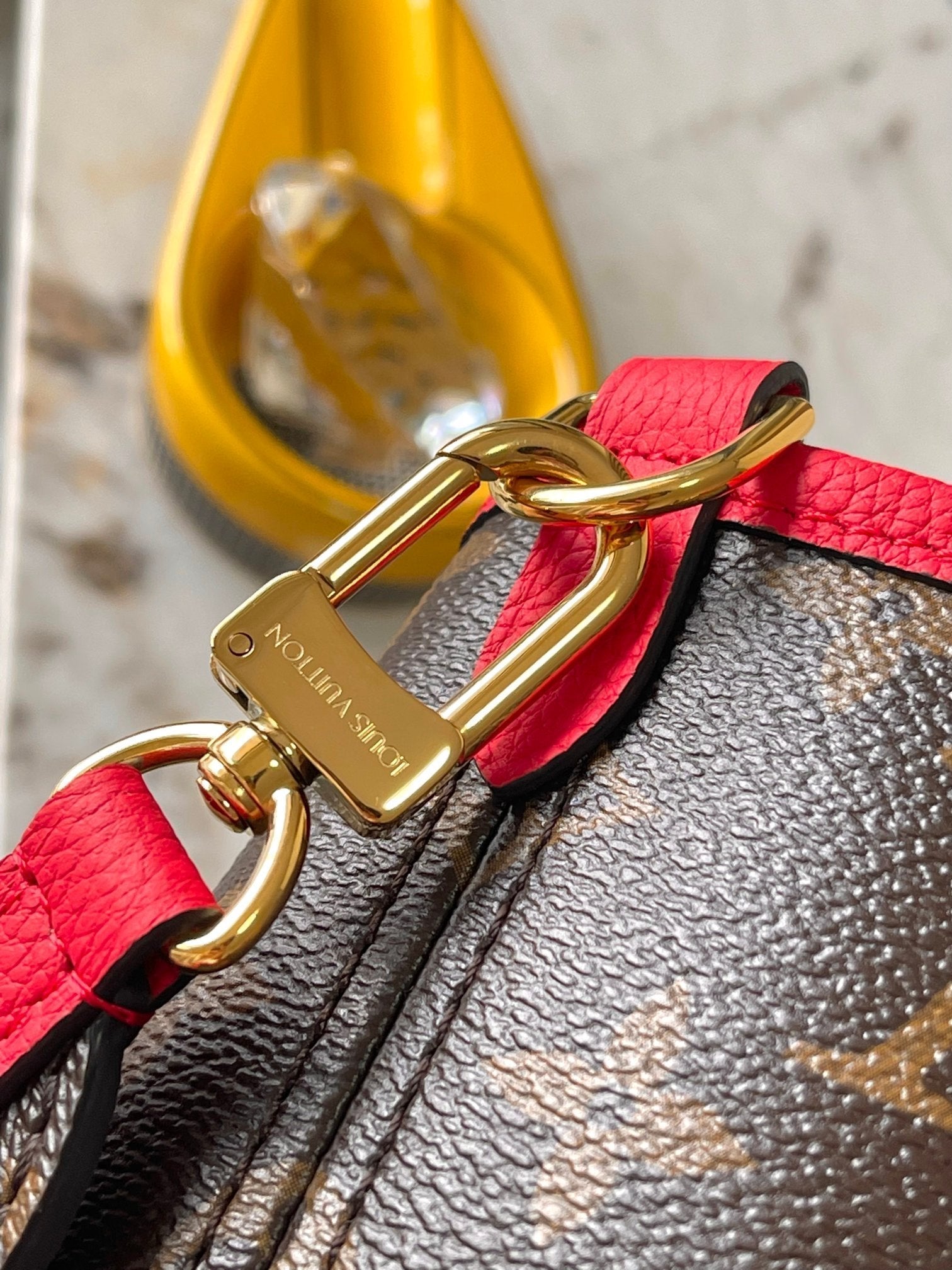 RÉVERSIBLE NEVERFULL MM 31 INVERSÉ POIGNÉE ROUGE 