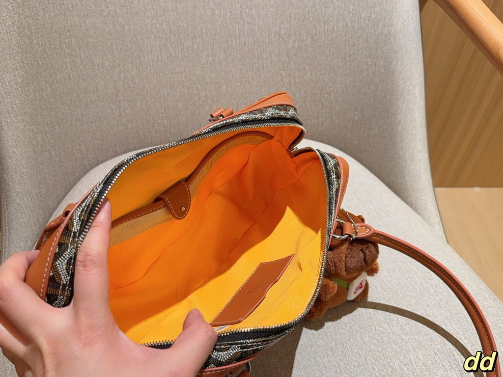 SAC SAINT MARTIN 35 EN TOILE GOYARDINE MARRON ET CUIR DE VEAU