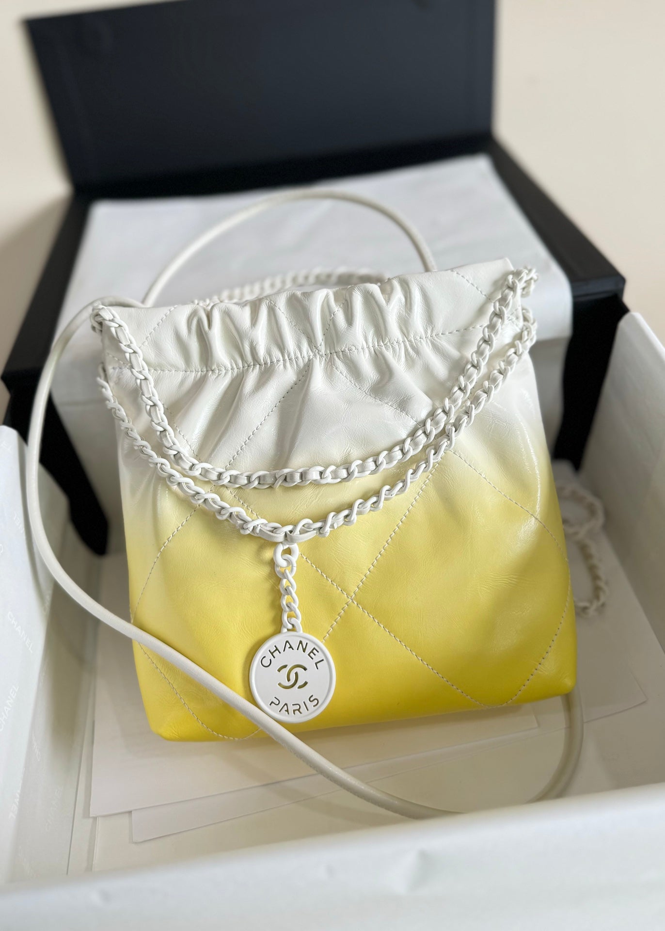 CC HOBO MINI 20CM JAUNE BLANC AGNEAU