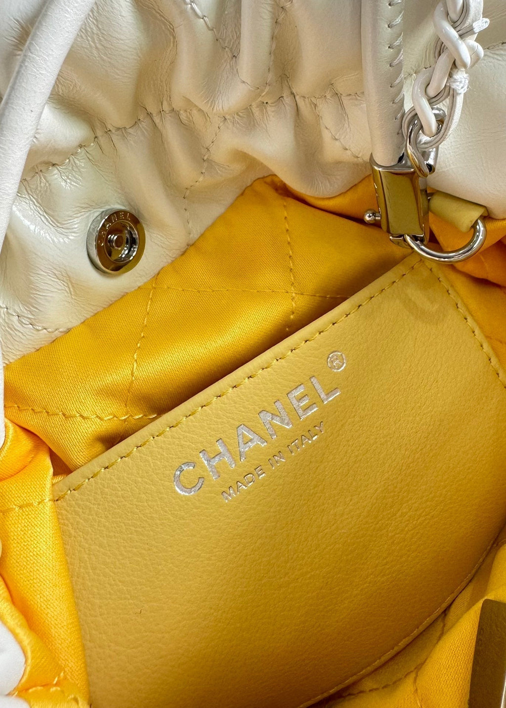 CC HOBO MINI 20CM JAUNE BLANC AGNEAU