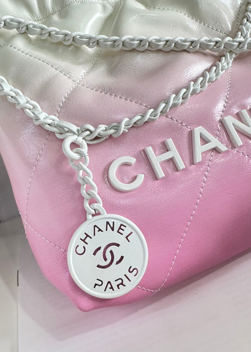 CC HOBO MINI 20CM ROSE BLANC CUIR D'AGNEAU