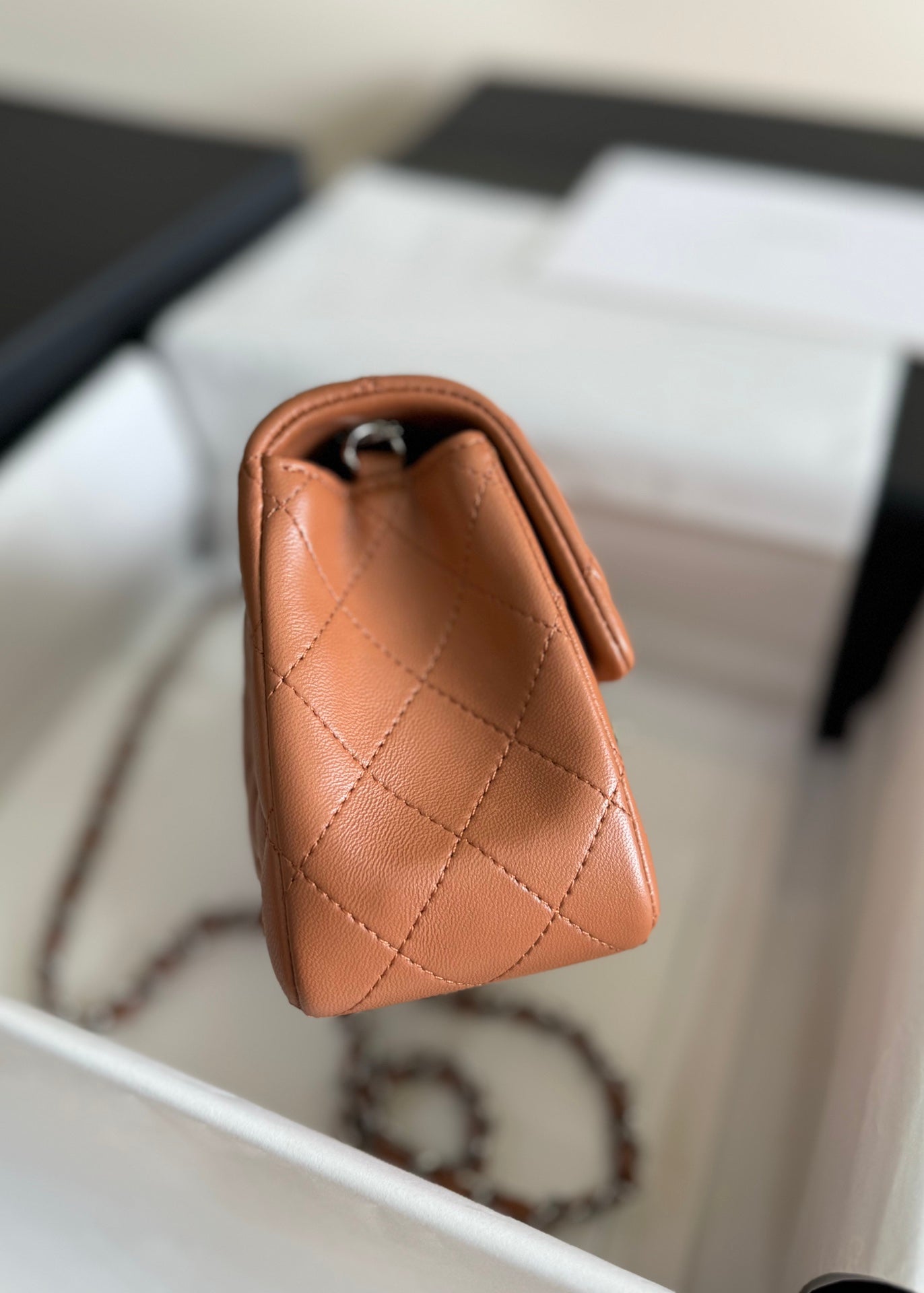 MINI FLAP BAG 17 BROWN LAMBSKIN SILVER HARDWARE