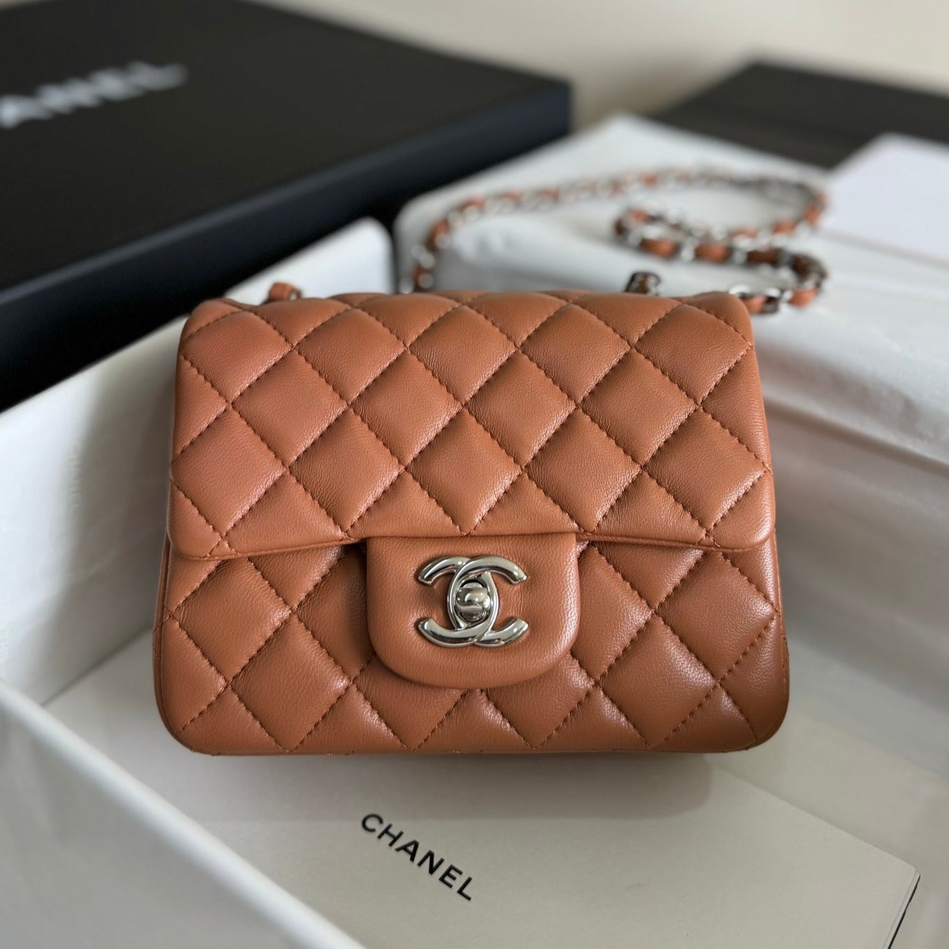 MINI FLAP BAG 17 BROWN LAMBSKIN SILVER HARDWARE