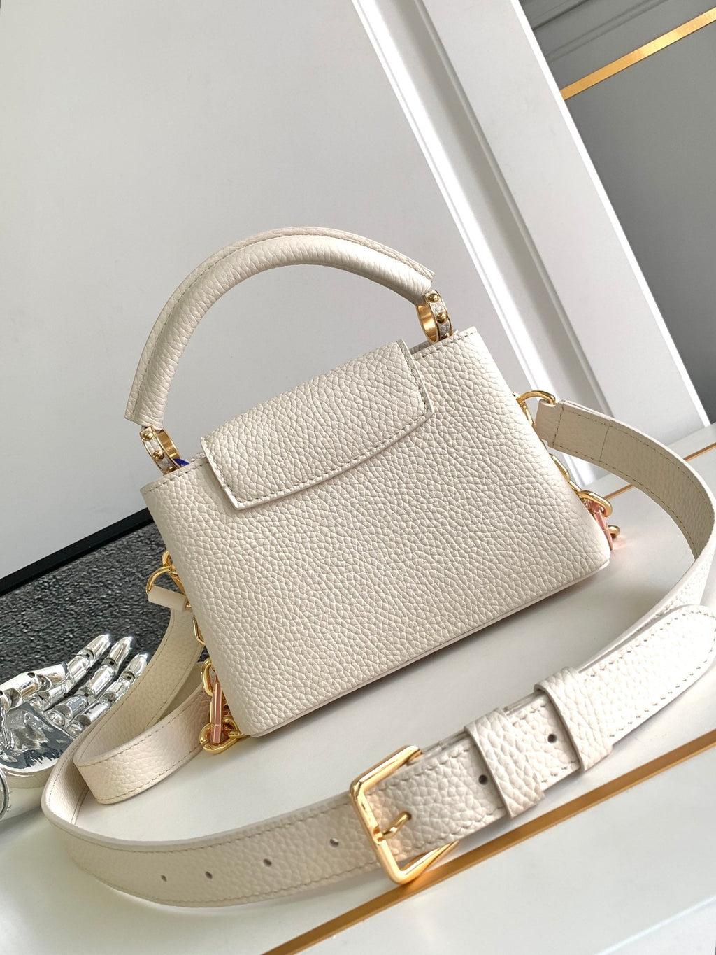 CAPUCINES MINI 21 EN TAURILLON BLANC PERLE QUINCAILLERIE OR