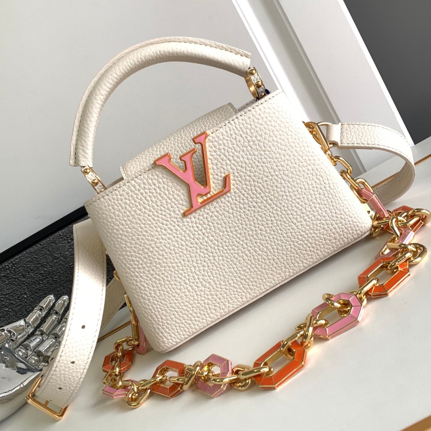 CAPUCINES MINI 21 EN TAURILLON BLANC PERLE QUINCAILLERIE OR