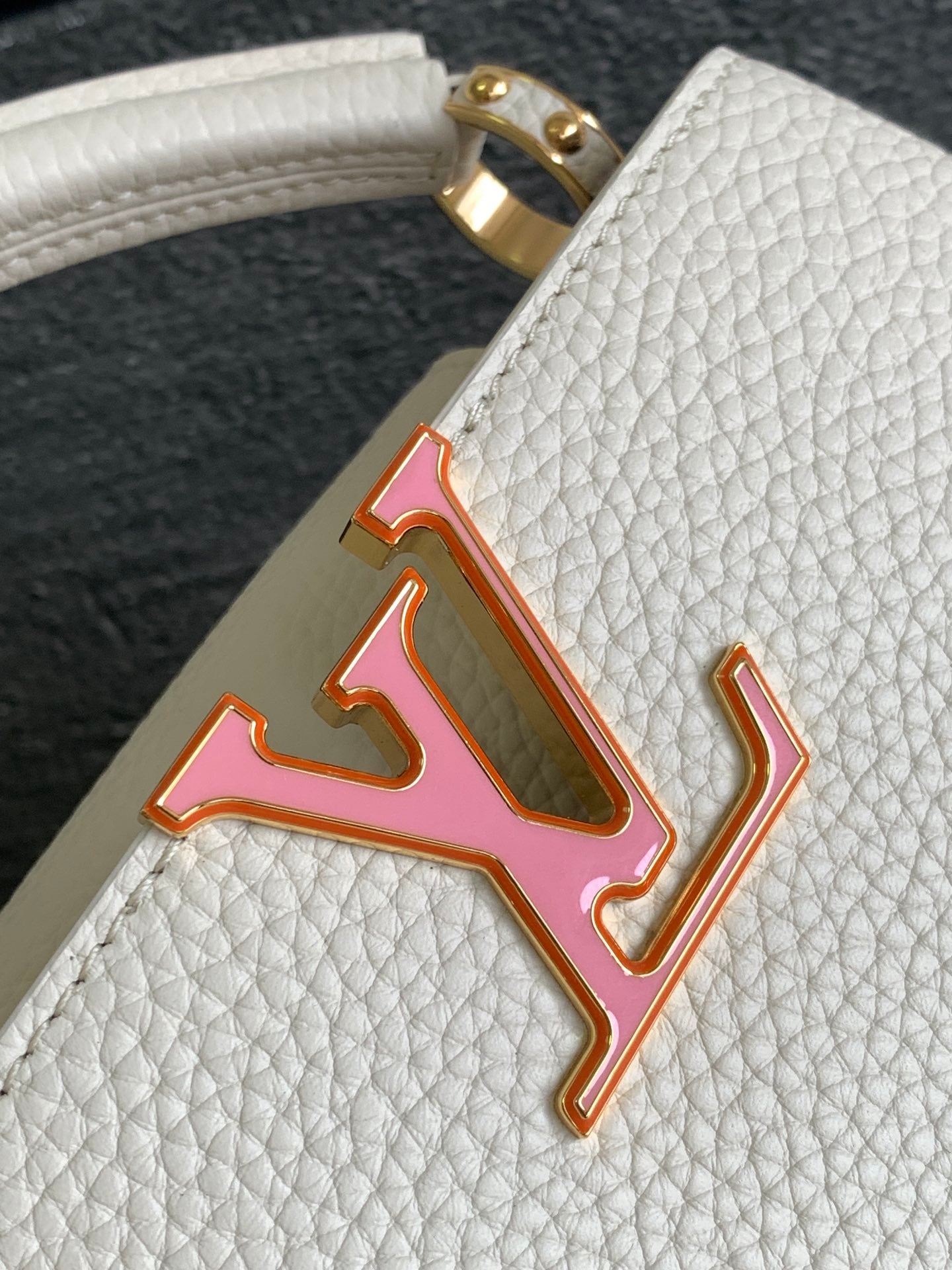 CAPUCINES MINI 21 EN TAURILLON BLANC PERLE QUINCAILLERIE OR