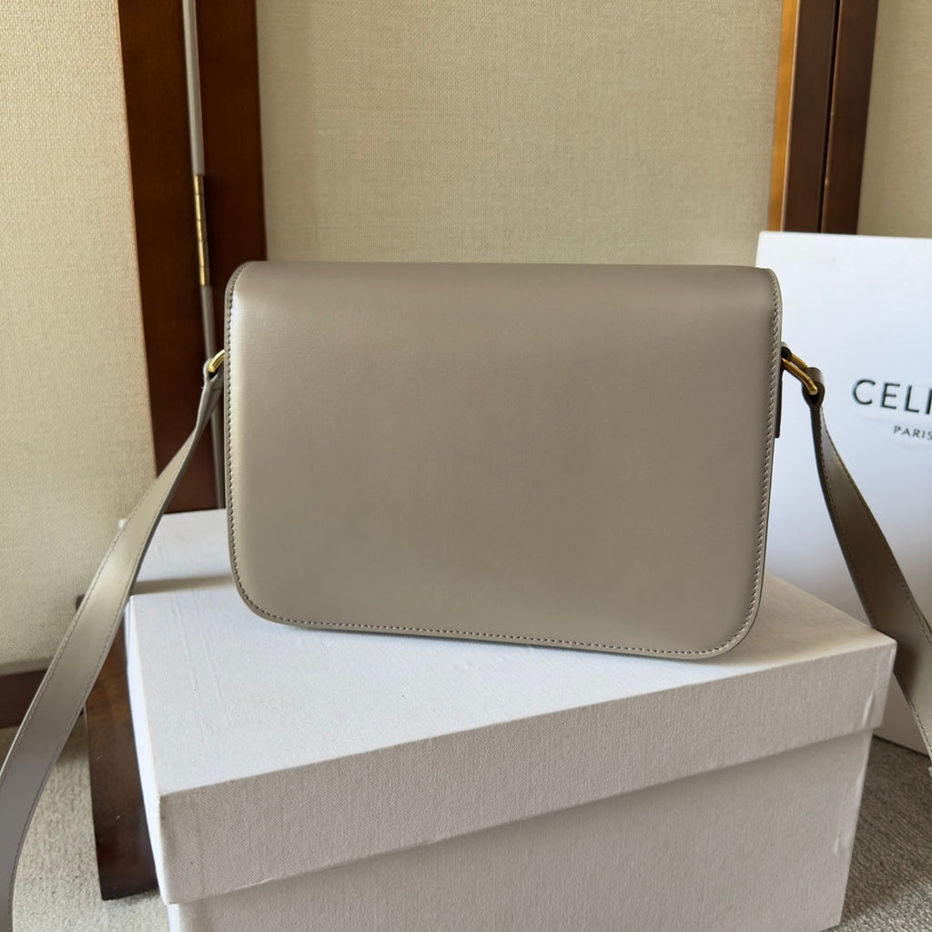 CLASSIQUE TRIOMPHE 22 CUIR DE VEAU GRIS QUINCAILLERIE OR