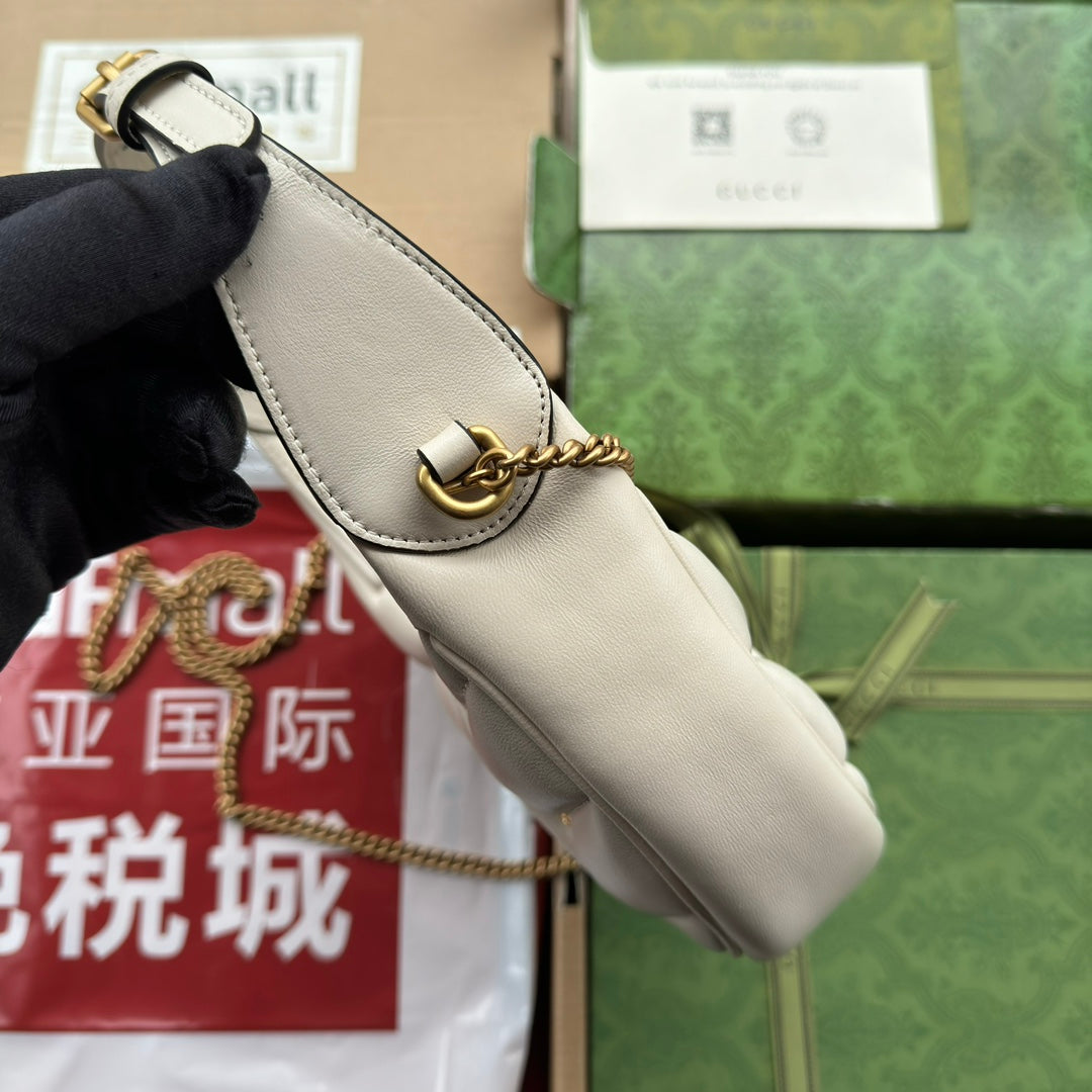 GG MARMONT DEMI-LUNE 21 CM EN CUIR DE VEAU BLANC QUINCAILLERIE DORÉ