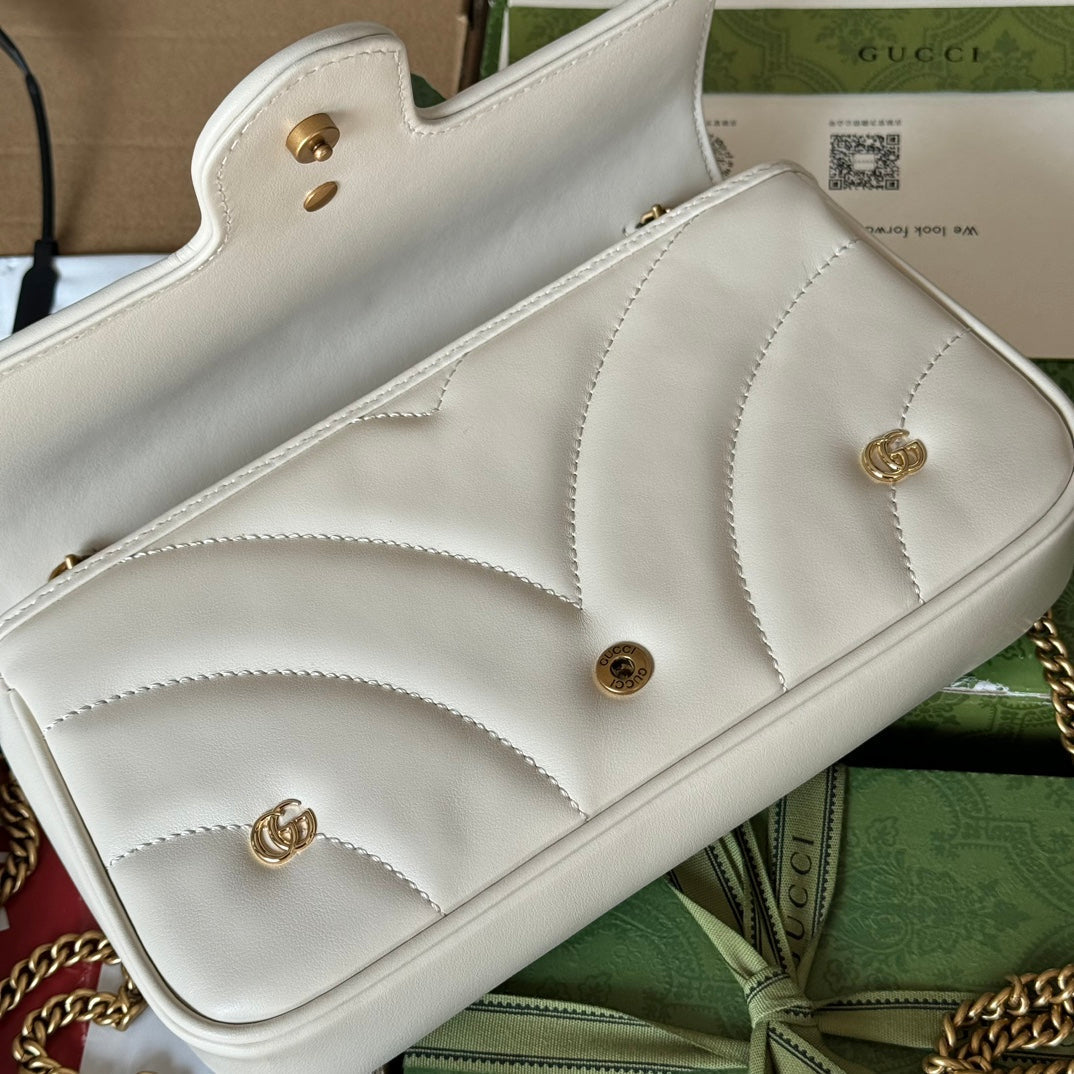 GG MARMONT 21CM EN CUIR DE VEAU BLANC DOUBLE G CLOUS QUINCAILLERIE DORÉ