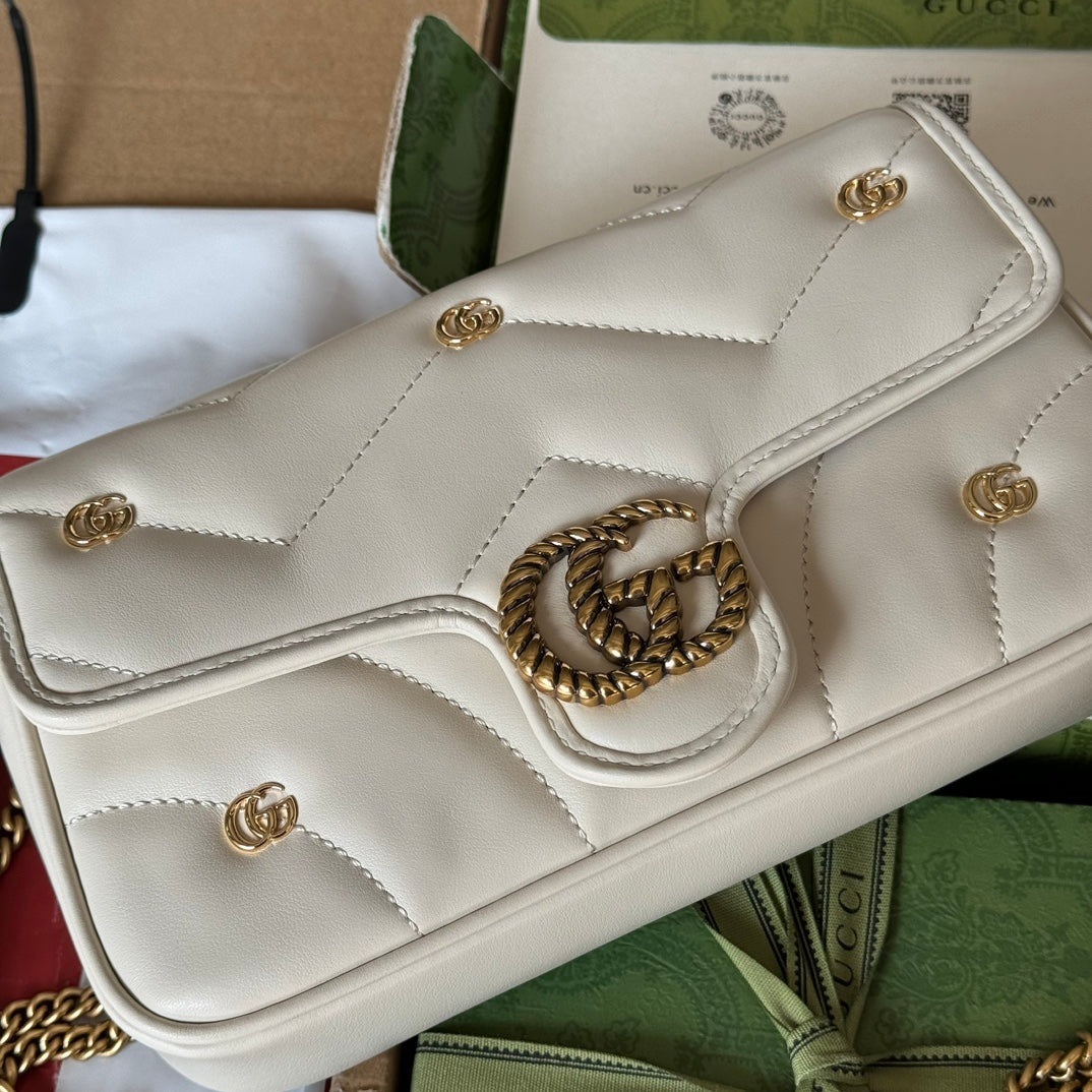 GG MARMONT 21CM EN CUIR DE VEAU BLANC DOUBLE G CLOUS QUINCAILLERIE DORÉ