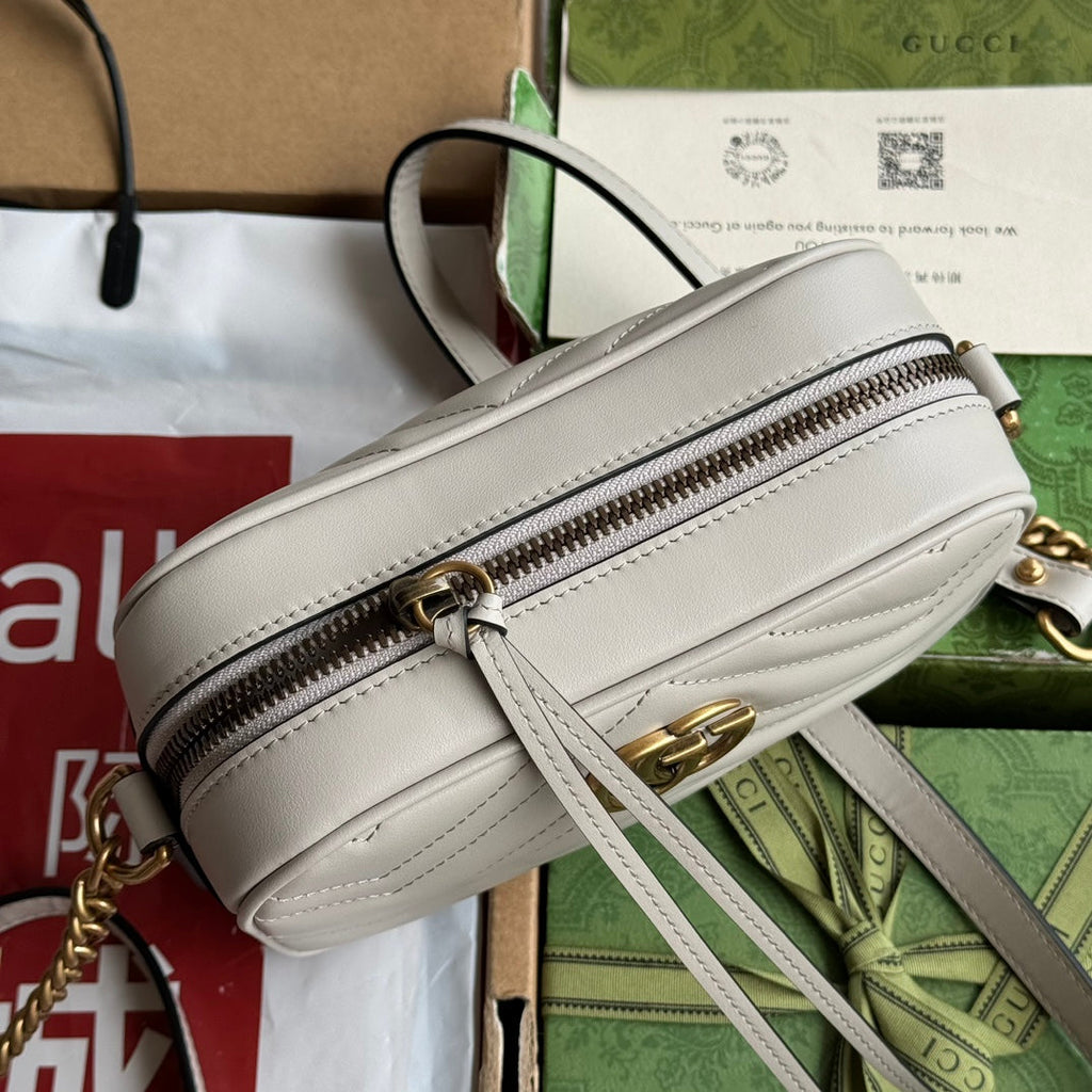 GG MARMONT MINI 18CM ZIP HAUT EN CUIR DE VEAU CRÈME QUINCAILLERIE DORÉ